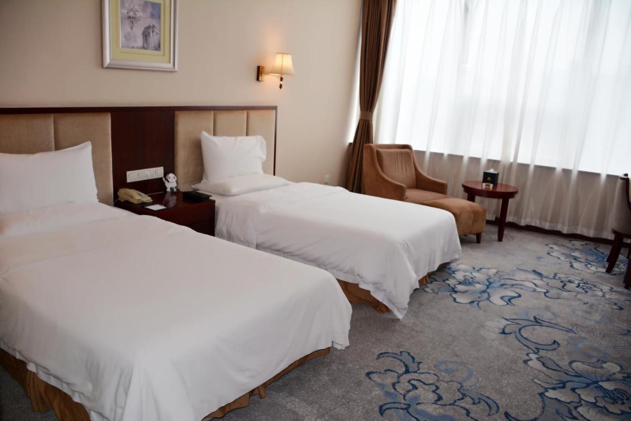 Panda Jinling Grand Hotel Nanking Exterior foto